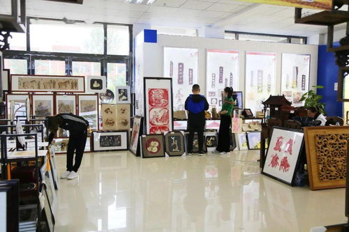 翰墨飄香展新篇——第十屆通渭書畫文化藝術(shù)節(jié)第五日深度解讀與咨詢紀(jì)實